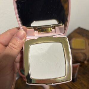 Too Faced Primed and Poreless Pressed Powder
